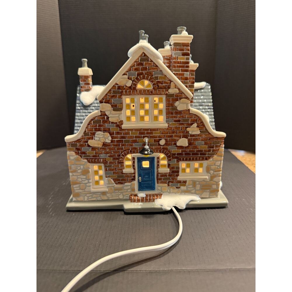Department 56 "Pillsbury Doughboy Bake Shop" (Set of 2) #55342 In Box - Picture 10 of 16